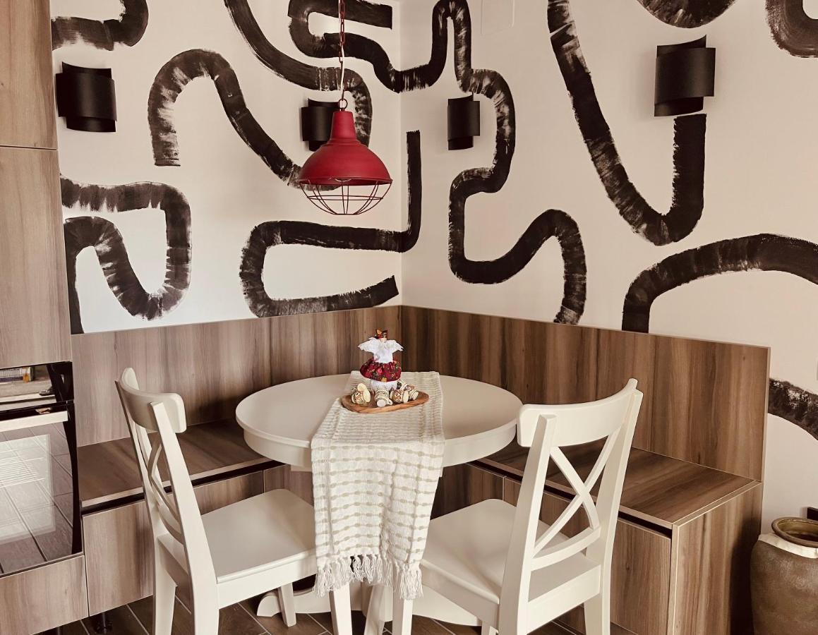 In Maramu' La Mocanita! Vişeu de Sus Extérieur photo